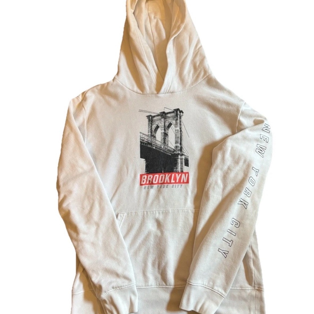 Aeropostale Men's Brooklyn Bridge Pullover Hoodie White New York City